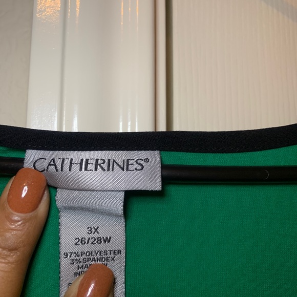 Catherine’s Green and Black Sequin Tunic - Picture 5 of 9